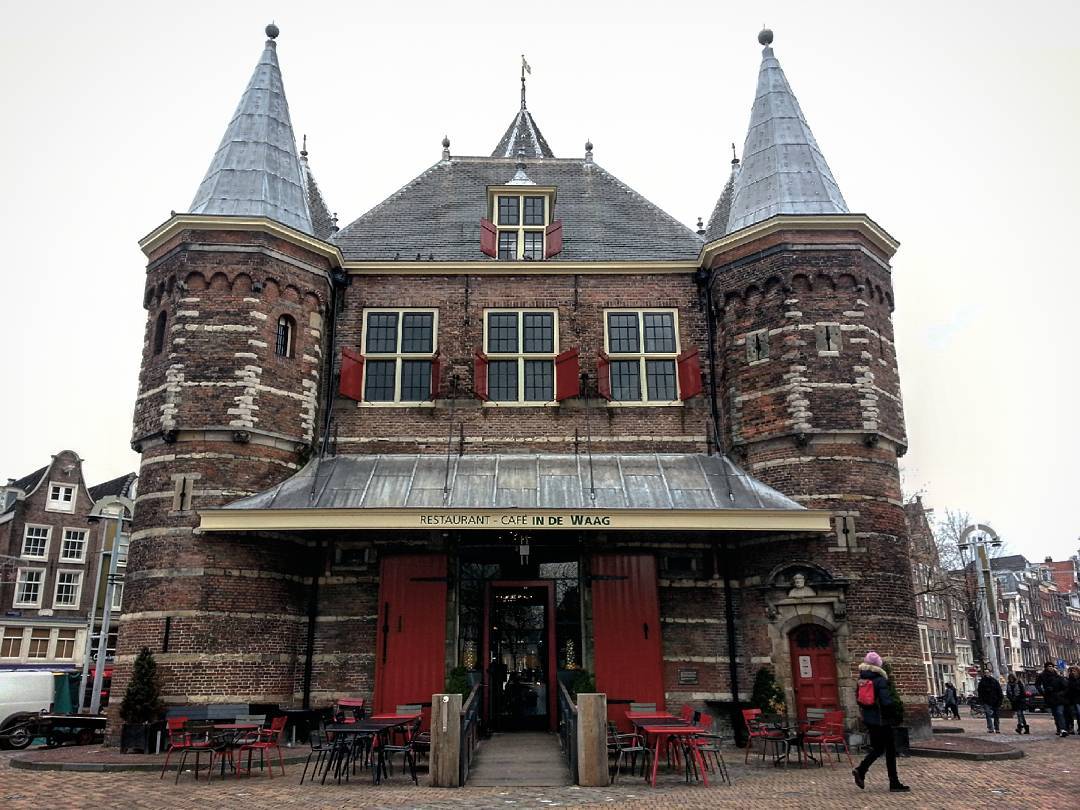 מבנים מיוחדים באמסטרדם